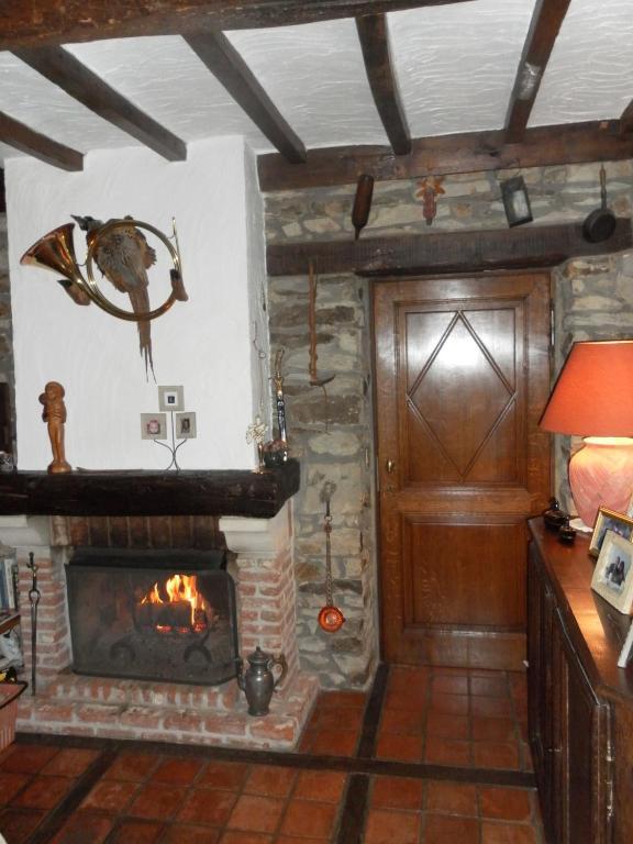 Le Bien-Aller Des Perets Hotel Saint-Hubert Bagian luar foto